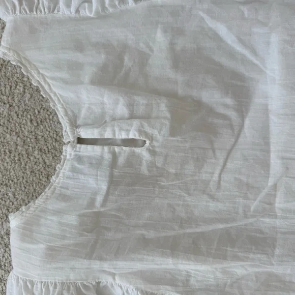 Zara White Eyelet Ruffle Top - Picture 9 of 10